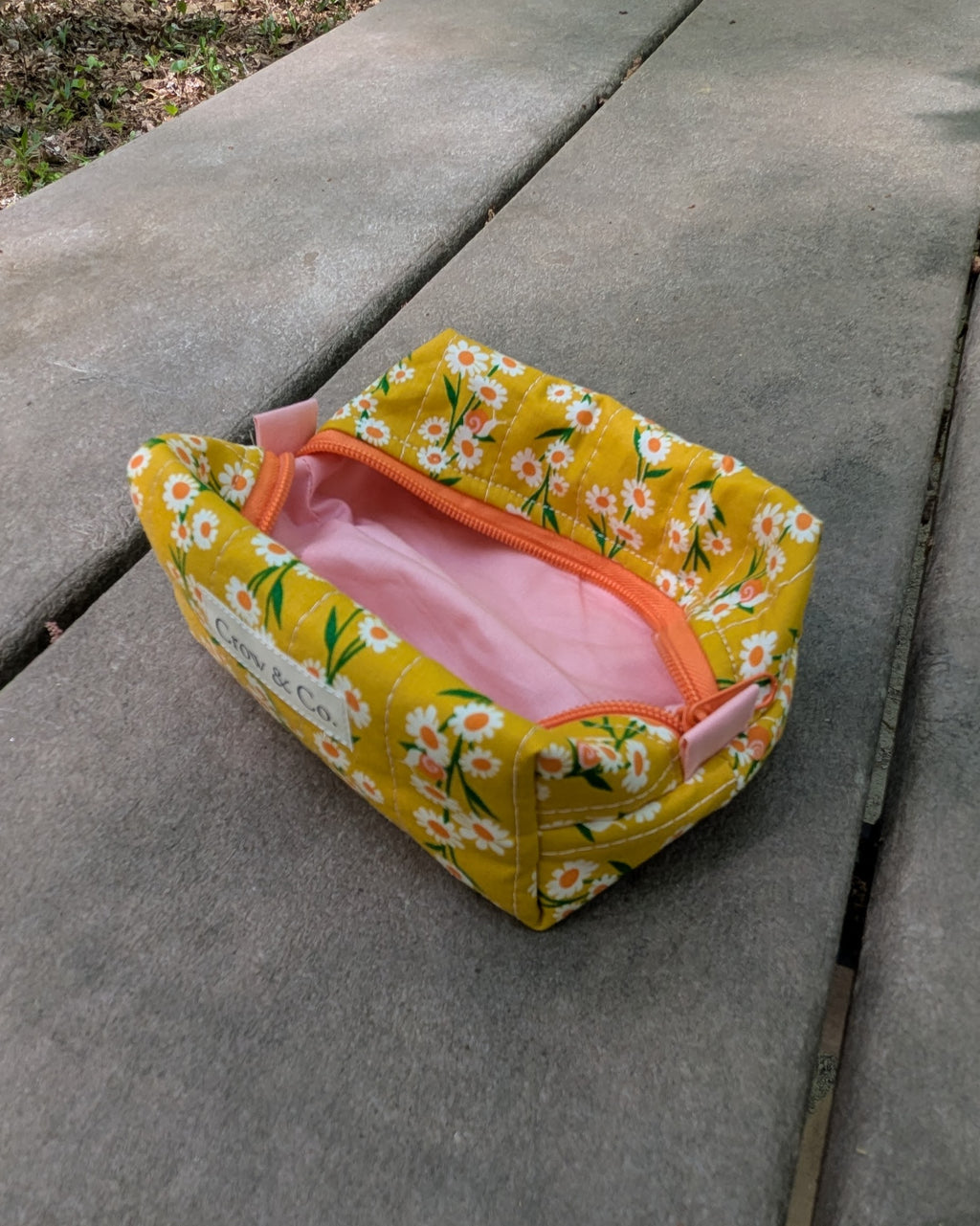 Daisy Chain Mini Quilted Travel Bag